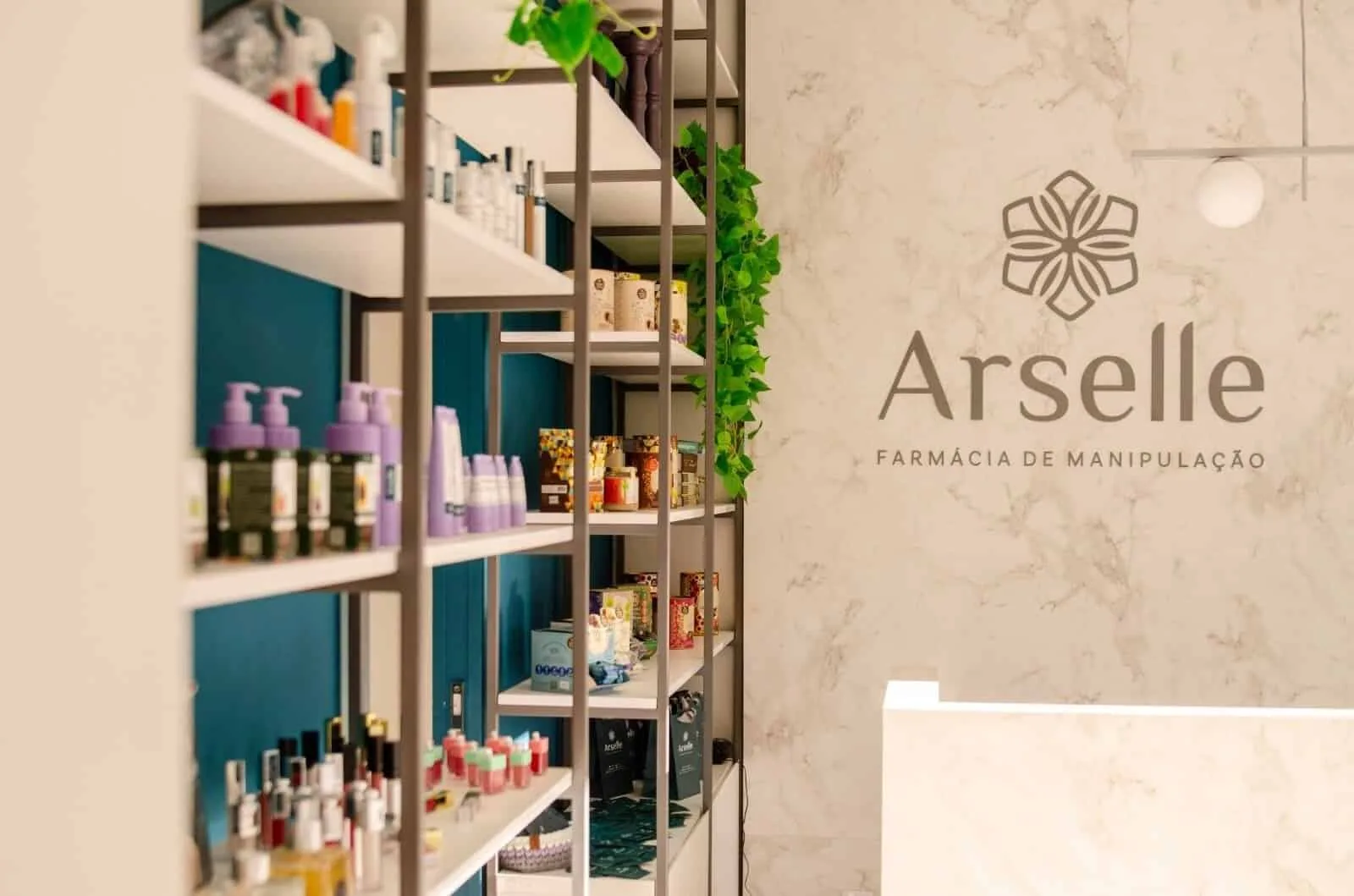 Recepção - Arselle Farmácia de Manipulação